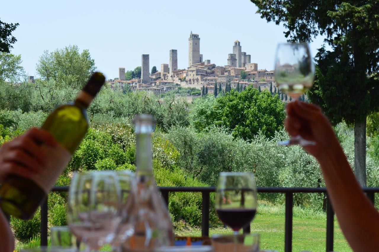 Tenuta Guardastelle - Agriturismo And Vineyard Сан Джиминяно Екстериор снимка
