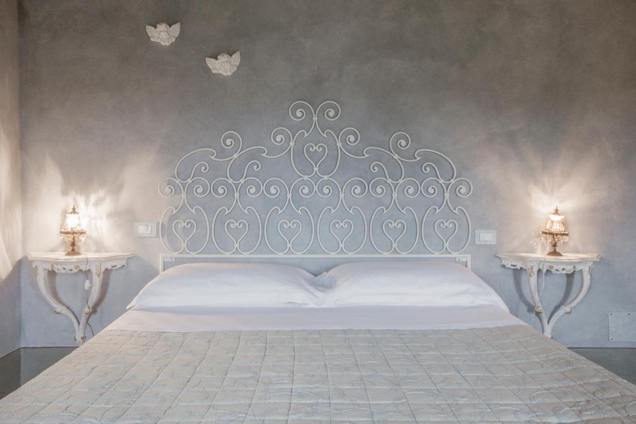 Tenuta Guardastelle - Agriturismo And Vineyard Сан Джиминяно Екстериор снимка